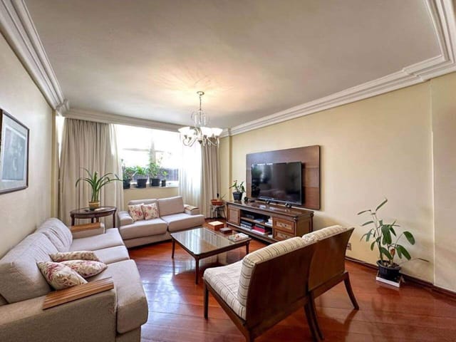 Apartamento 4 quartos e 3 banheiros, à venda, no bairro Santa Helena em Juiz de Fora