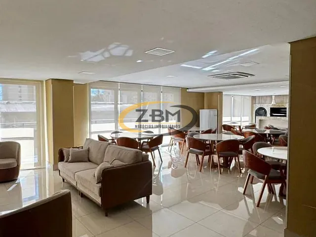 Apartamento com 131m² 3 quartos e 2 banheiros, à venda ou para alugar, no bairro Centro em Londrina