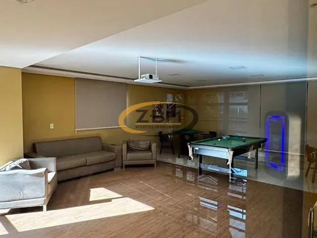 Apartamento com 131m² 3 quartos e 2 banheiros, à venda ou para alugar, no bairro Centro em Londrina