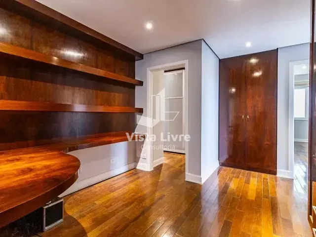Apartamento com 228m² 3 quartos e 5 banheiros, à venda, no bairro Jardim Paulista em São Paulo
