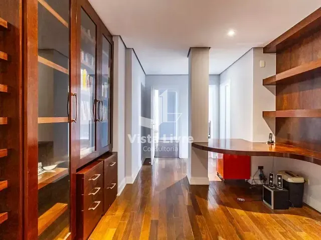 Apartamento com 228m² 3 quartos e 5 banheiros, à venda, no bairro Jardim Paulista em São Paulo