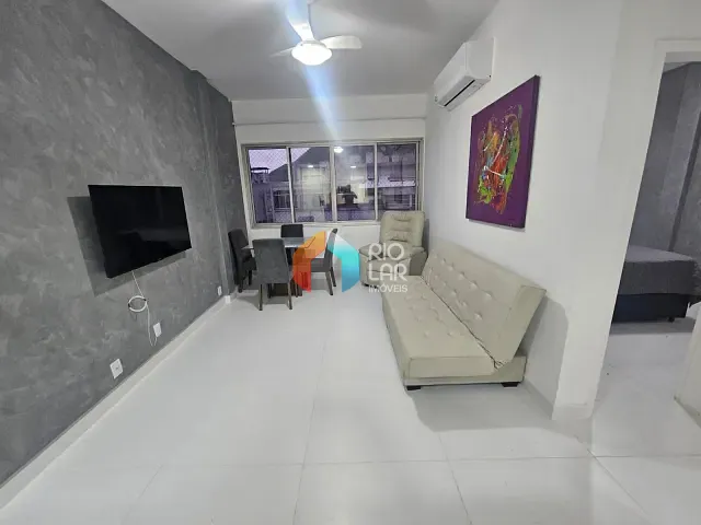 Apartamento com 65m² 2 quartos e 2 banheiros, à venda, no bairro Copacabana em Rio de Janeiro