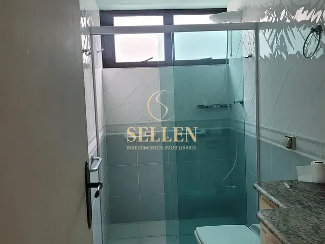 Apartamento 3 quartos e 1 banheiro, para alugar, no bairro Centro em Balneário Camboriú