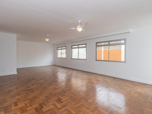 Apartamento com 230m² 3 quartos e 2 banheiros, à venda, no bairro Higienópolis em São Paulo