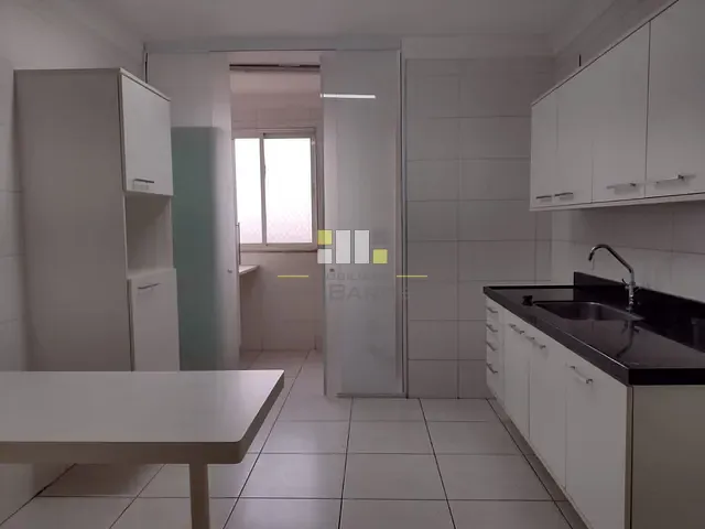 Apartamento 3 quartos e 1 banheiro, para alugar, no bairro Centro em Sumaré