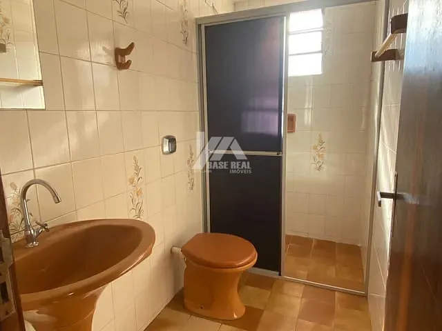 Apartamento 2 quartos e 1 banheiro, para alugar, no bairro Centro em Ponta Grossa