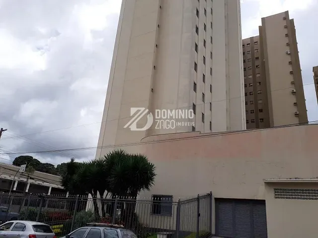 Apartamento com 242m² 3 quartos e 3 banheiros, à venda, no bairro Centro em Uberaba