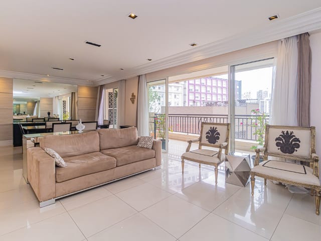 Apartamento com 210m² 4 quartos e 4 banheiros, à venda, no bairro Higienópolis em São Paulo