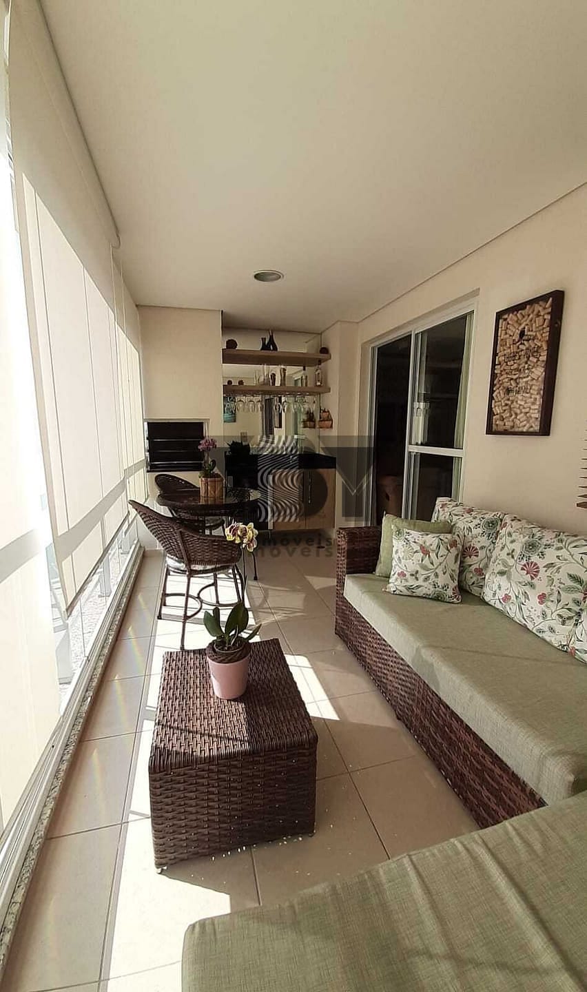 Apartamento à venda com 3 quartos, 91m² - Foto 2