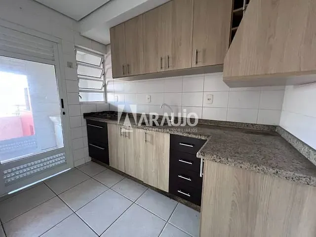 Apartamento 2 quartos e 2 banheiros, à venda, no bairro São Judas em Itajaí