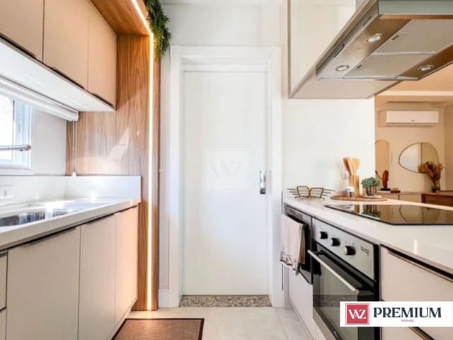Apartamento 3 quartos e 4 banheiros, à venda, no bairro Meia Praia em Itapema