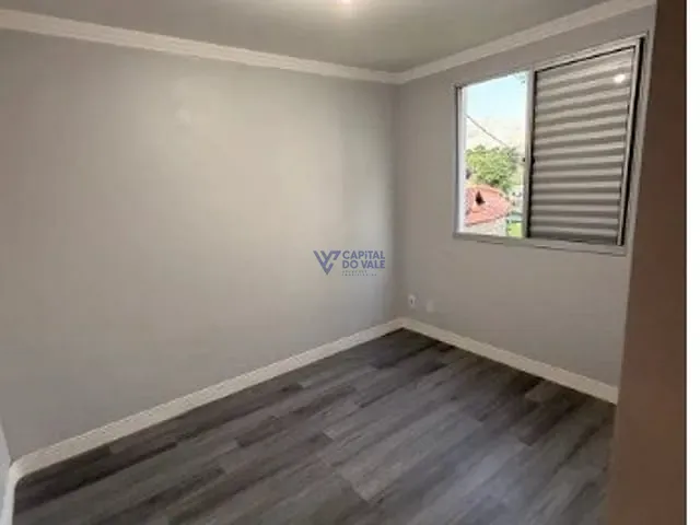 Apartamento 2 quartos e 1 banheiro, à venda, no bairro Jardim Ismênia em São José dos Campos
