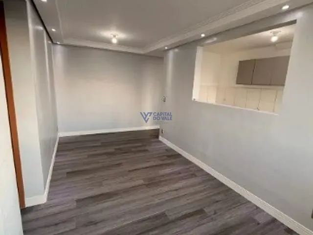 Apartamento 2 quartos e 1 banheiro, à venda, no bairro Jardim Ismênia em São José dos Campos