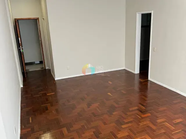 Apartamento com 70m² 1 quarto e 2 banheiros, à venda, no bairro Copacabana em Rio de Janeiro