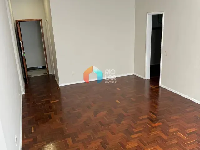 Apartamento com 70m² 1 quarto e 2 banheiros, à venda, no bairro Copacabana em Rio de Janeiro