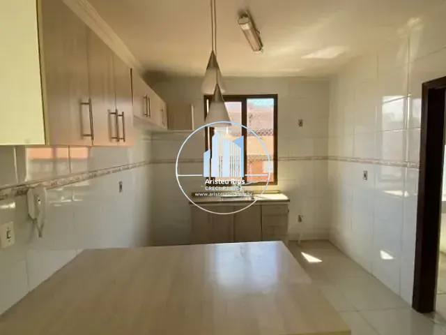Apartamento 3 quartos e 1 banheiro, à venda, no bairro Centro em Pouso Alegre
