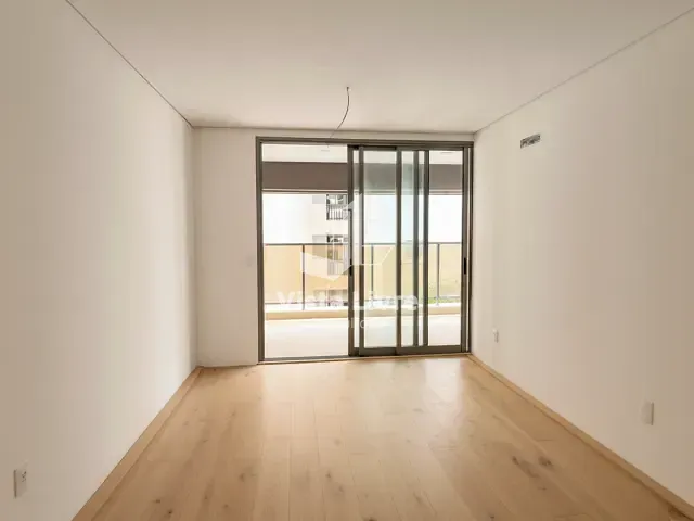 Apartamento com 70m² 2 quartos e 2 banheiros, à venda, no bairro Vila Nova Conceição em São Paulo