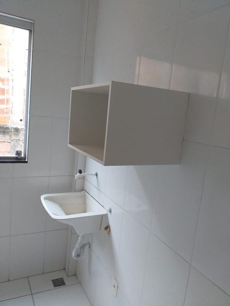 Apartamento de 2 quartos, 1 banho, 1 vaga, condomínio barato, à venda, Porto Seguro, Ribeirão das Neves, MG - Bom para investidor. Fácil de alugar. miniatura 3