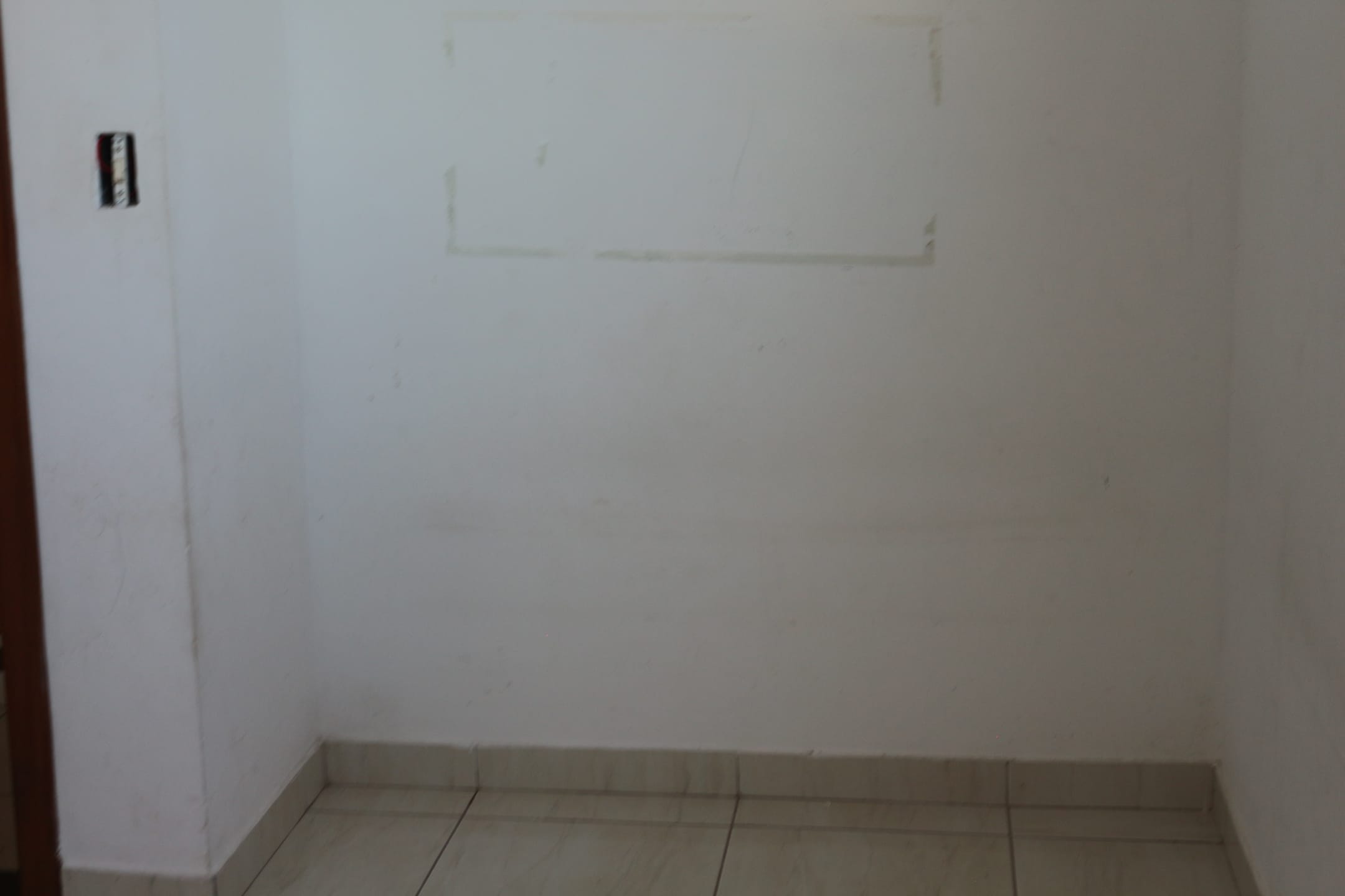 Apartamento de 2 quartos, 1 banho, 1 vaga, condomínio barato, à venda, Porto Seguro, Ribeirão das Neves, MG - Bom para investidor. Fácil de alugar. miniatura 49