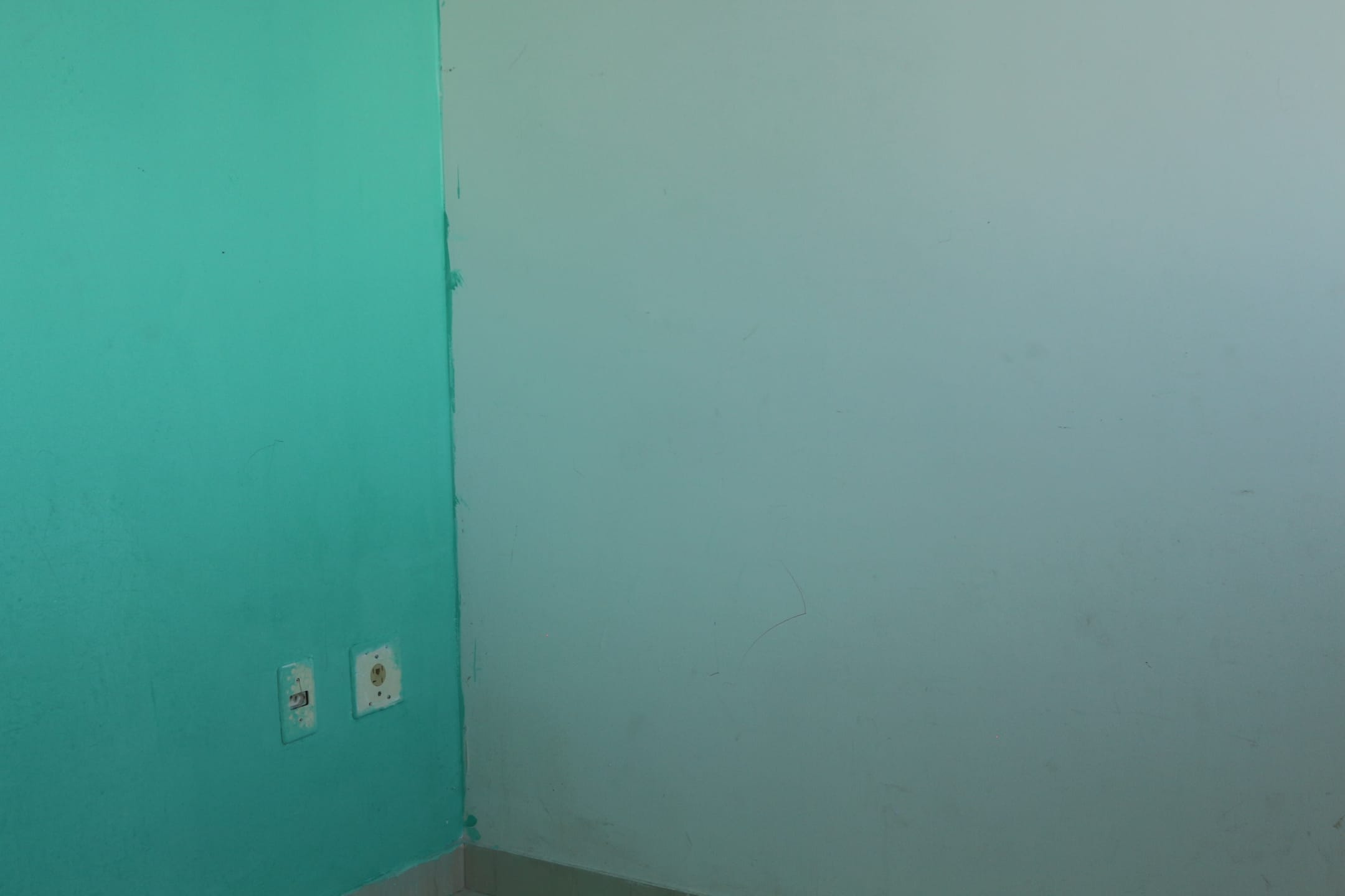 Apartamento de 2 quartos, 1 banho, 1 vaga, condomínio barato, à venda, Porto Seguro, Ribeirão das Neves, MG - Bom para investidor. Fácil de alugar. miniatura 52
