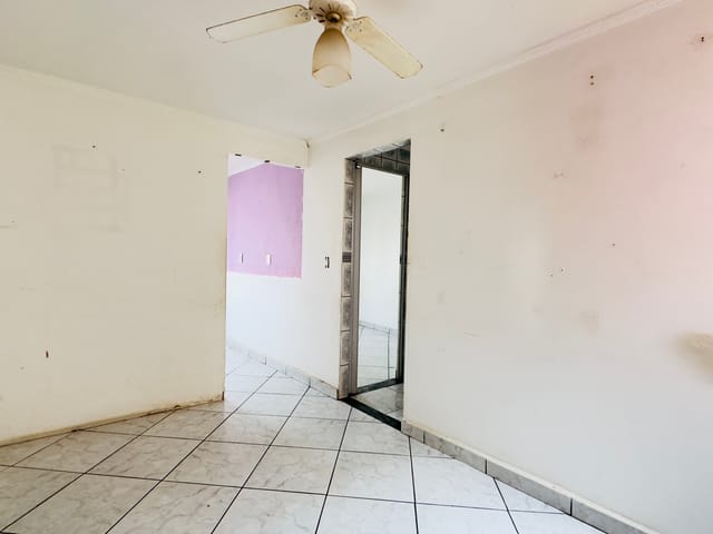 Foto do Apartamento - Apartamento à venda, Conjunto Habitacional Presidente Castelo Branco, Carapicuíba, SP | Collina Imóveis