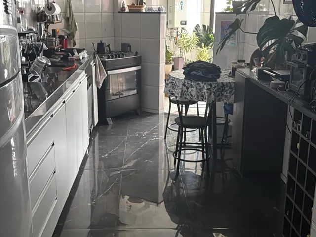 Apartamento 3 quartos e 3 banheiros, à venda, no bairro Cajueiros em Macaé