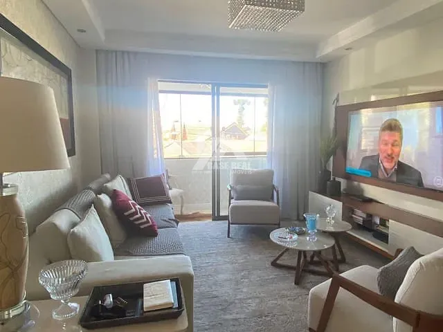 Apartamento 2 quartos e 1 banheiro, à venda ou para alugar, no bairro Orfãs em Ponta Grossa