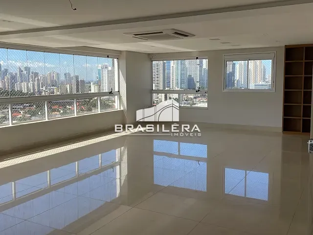 Apartamento 3 quartos e 4 banheiros, à venda, no bairro Setor Marista em Goiânia