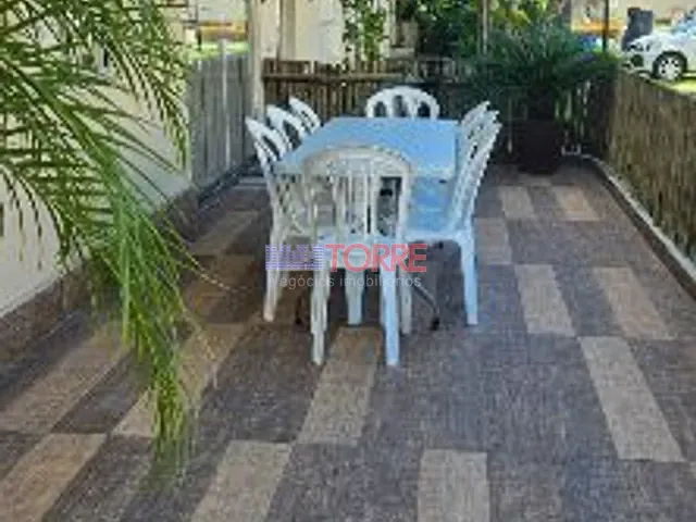 Apartamento 2 quartos e 1 banheiro, para alugar, no bairro Nossa Senhora da Vitória em Ilhéus