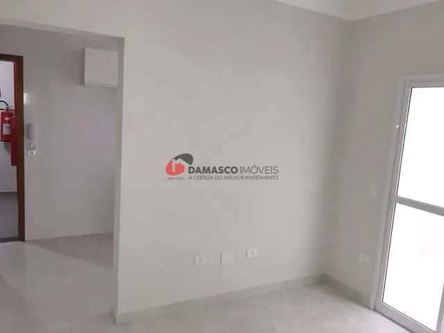 Apartamento 2 quartos e 1 banheiro, para alugar, no bairro Santa Maria em Santo André