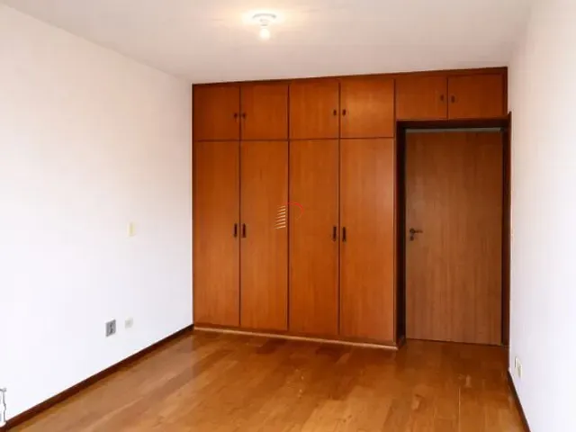 Apartamento com 186m² 3 quartos e 3 banheiros, à venda, no bairro Centro em Londrina