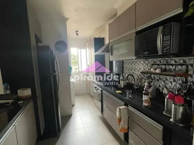 Apartamento com 98m² 2 quartos e 2 banheiros, à venda, no bairro Vila Industrial em São José dos Campos