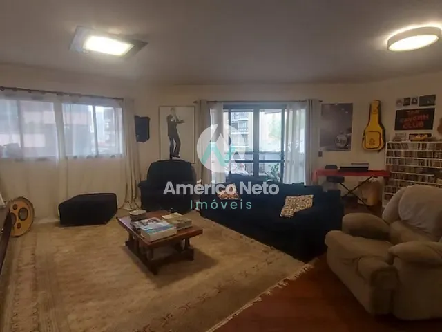 Apartamento com 250m² 4 quartos e 2 banheiros, à venda, no bairro Santo Antônio em São Caetano do Sul