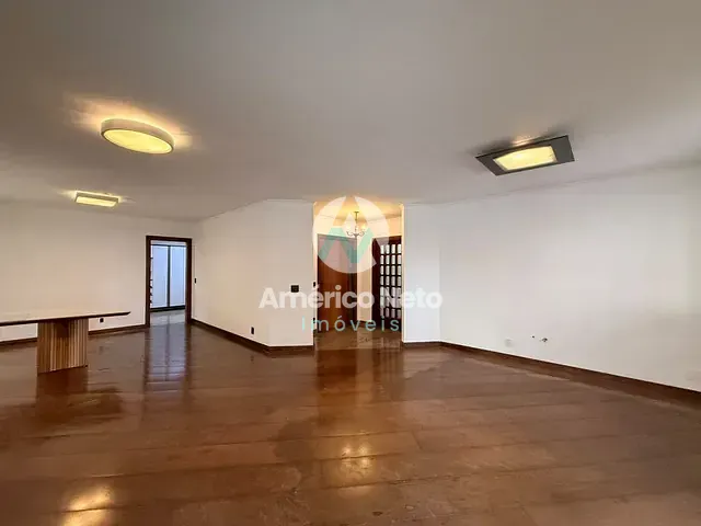 Apartamento 4 quartos e 2 banheiros, à venda, no bairro Santo Antônio em São Caetano do Sul