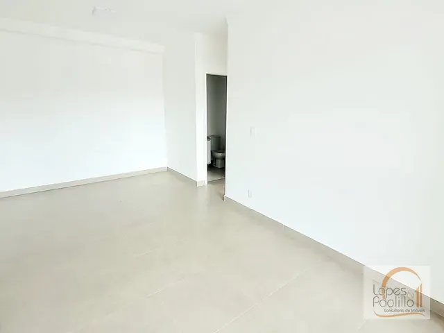 Apartamento com 68m² 2 quartos e 2 banheiros, para alugar, no bairro Jardim Maristela em Atibaia