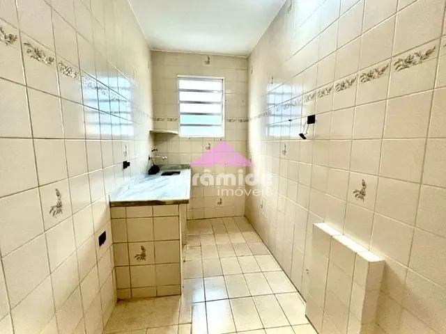 Apartamento com 82m² 2 quartos e 1 banheiro, à venda, no bairro Centro em Caraguatatuba