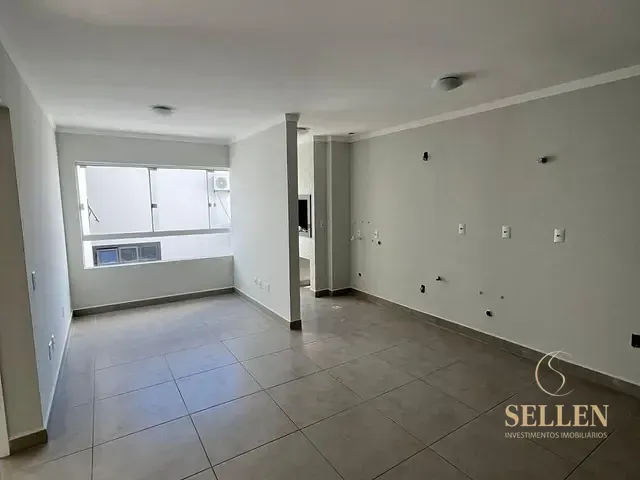 Apartamento com 75m² 2 quartos e 3 banheiros, à venda, no bairro Praia Brava em Balneário Camboriú