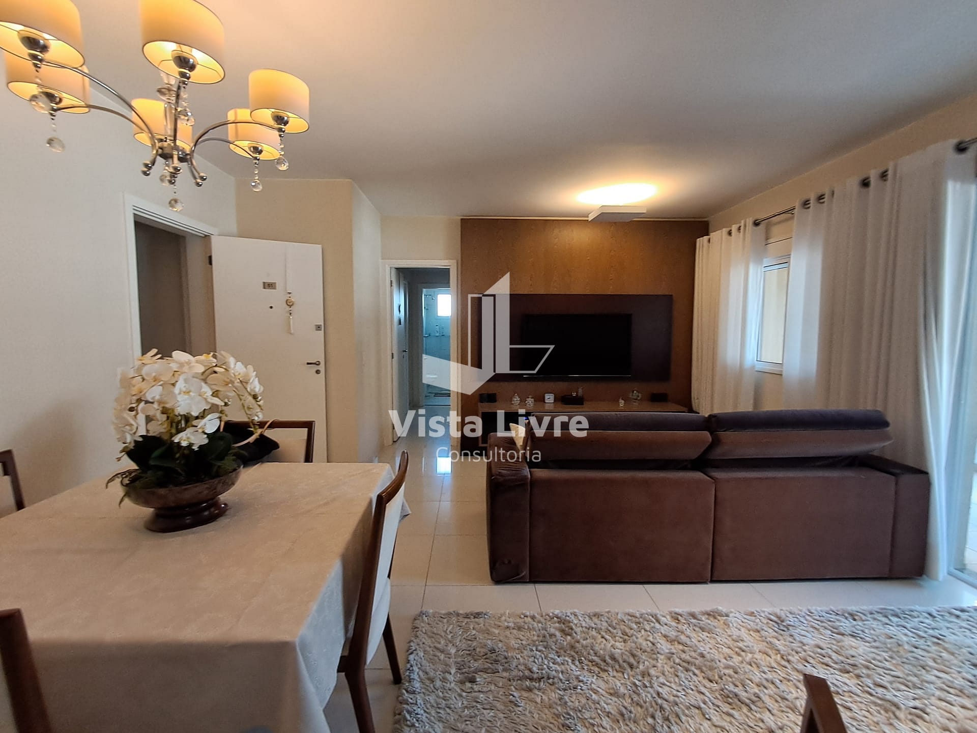 Apartamento à venda com 3 quartos, 109m² - Foto 1