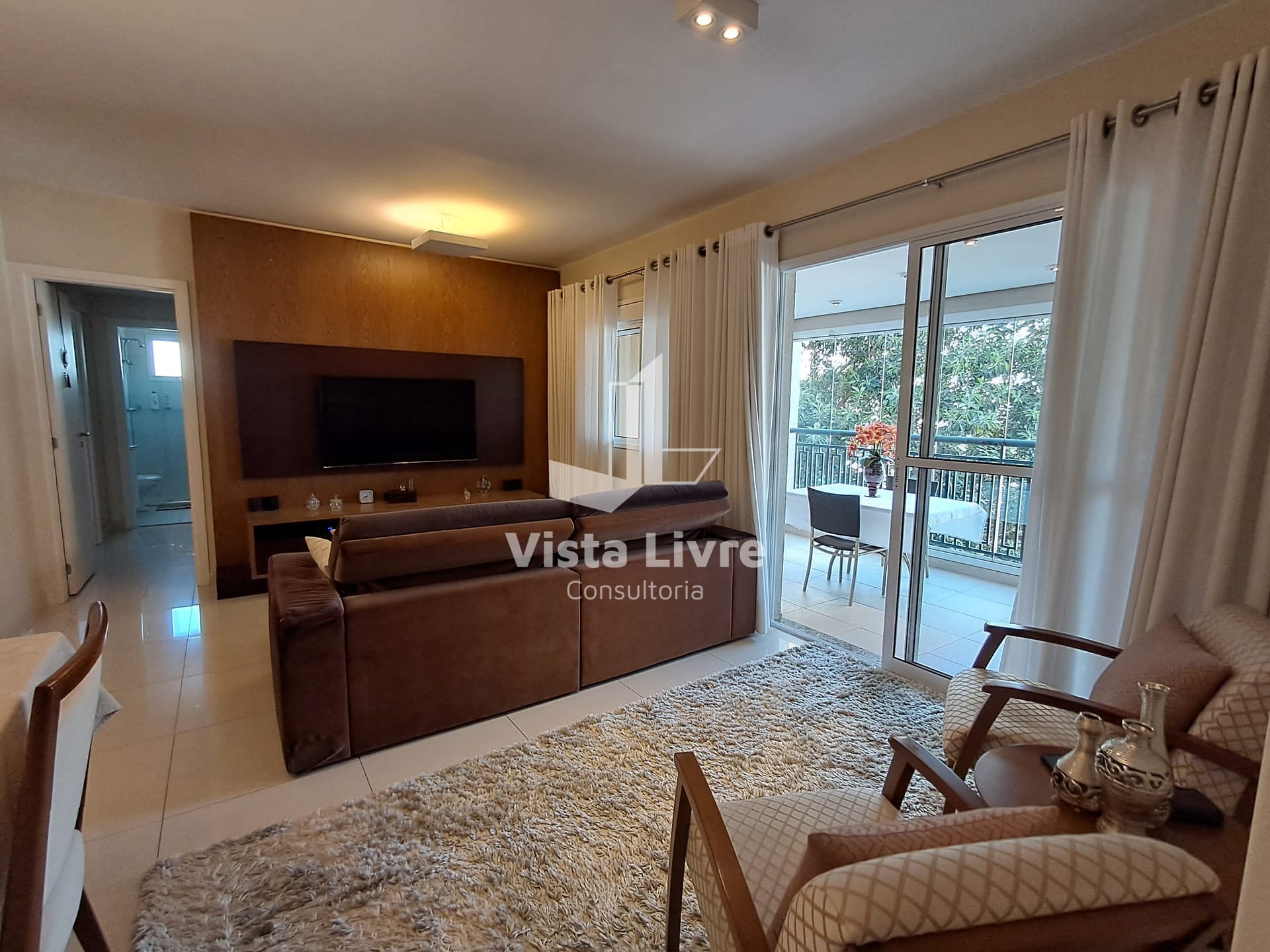 Apartamento à venda com 3 quartos, 109m² - Foto 2