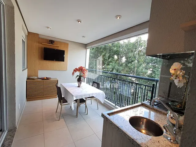 Apartamento com 109m² 3 quartos e 4 banheiros, à venda, no bairro Barra Funda em São Paulo