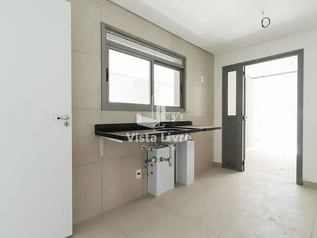 Apartamento com 177m² 3 quartos e 3 banheiros, à venda, no bairro Mirandópolis em São Paulo