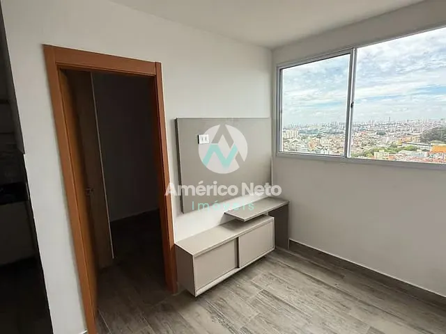 Apartamento 2 quartos e 1 banheiro, para alugar, no bairro Vila Palmares em Santo André