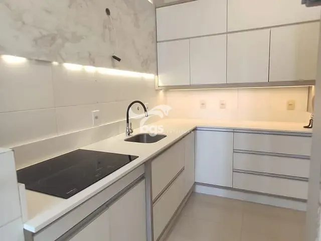Apartamento com 127m² 3 quartos e 2 banheiros, à venda, no bairro Centro em Rua 2850