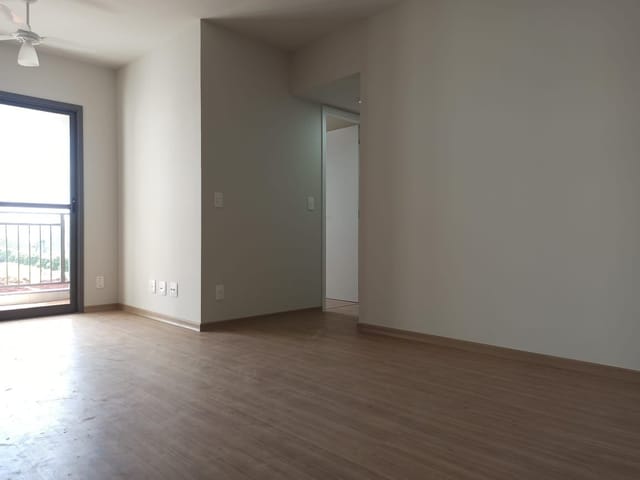 Foto do Apartamento - Oportunidade - Excelente opção para Investir - Apto de 2 Dormitórios, c/ sacada com churrasqueira, Londrina, PR | In.Consulting