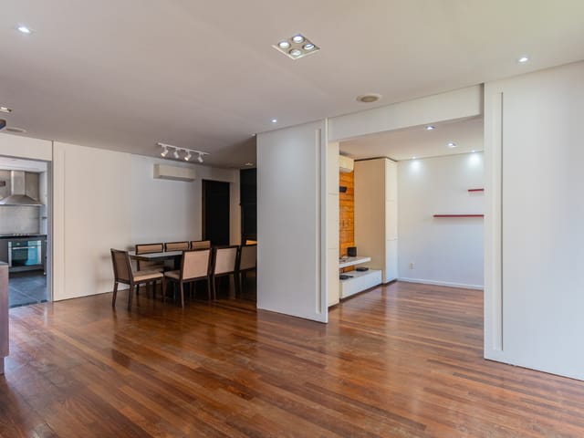 Apartamento com 1220m² 3 quartos e 4 banheiros, à venda, no bairro Vila Olímpia em São Paulo