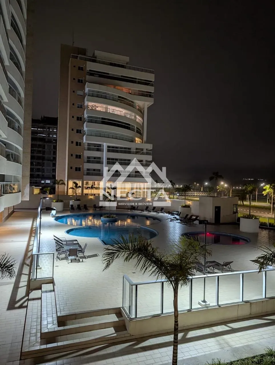 Apartamento, 3 quartos, 140 m² - Foto 1