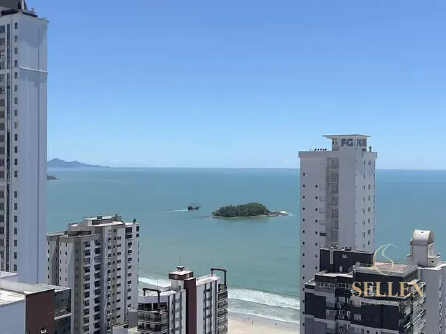Apartamento com 173m² 3 quartos e 4 banheiros, à venda, no bairro Centro em Balneário Camboriú