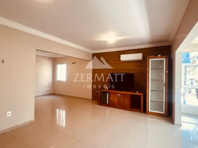 Apartamento 3 quartos e 2 banheiros, à venda, no bairro Centro em Balneário Camboriú