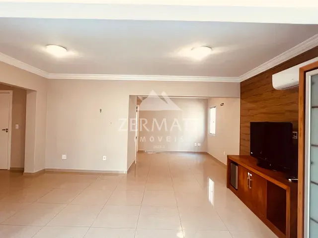 Apartamento 3 quartos e 2 banheiros, à venda, no bairro Centro em Balneário Camboriú