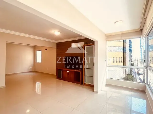 Apartamento 3 quartos e 2 banheiros, à venda, no bairro Centro em Balneário Camboriú